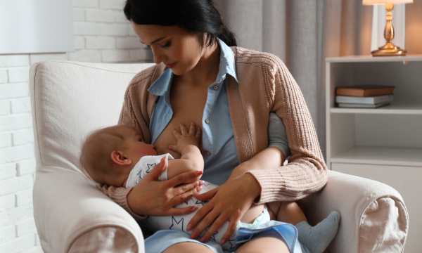 Breastfeeding and Baby Care: Your Complete Guide!