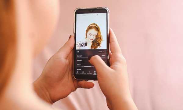 Try New Styles with a Haircut App!