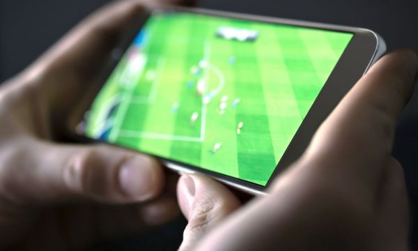 Partidos de fútbol en directo en el móvil (Fuente: Google)
